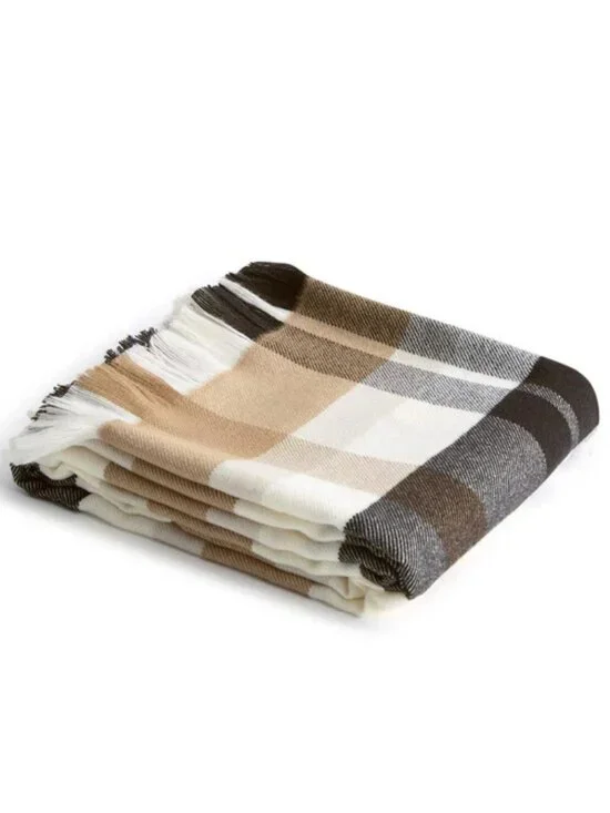 Vera Bradley Plaid Tiger's Eye Neutral Blanket Wrap - Picture 3 of 5
